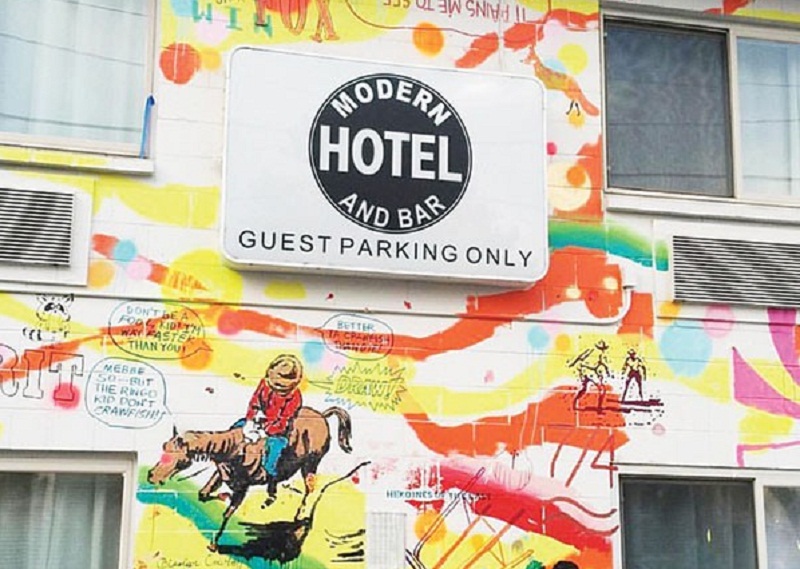 Detalle del mural "Wonder Stories", de Judas Arrieta, en Boise (foto The Modern Hotel)