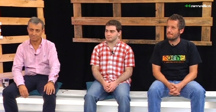 Xabier Zubillaga, Alejo Conti and Facun Aznarez, during their interview on the program "Artekale" (photo HamaikaTelebista)