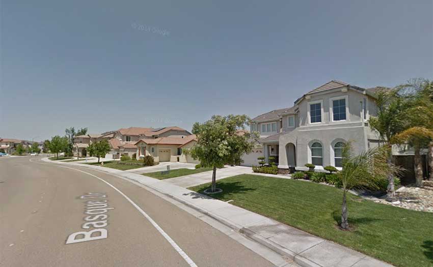 2222 Basque Dr Tracy CA (Google maps)