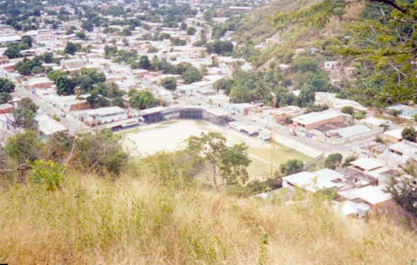 Fermin Landaeta estadiuma, Bolivarren, Aragua estatuan (arg. Franco Rodriguez Google Maps)