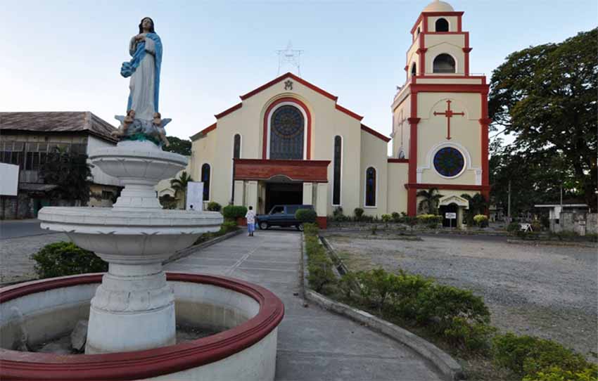 Urdaneta hiriko Katedrala, Luzon irlan (Google Maps)