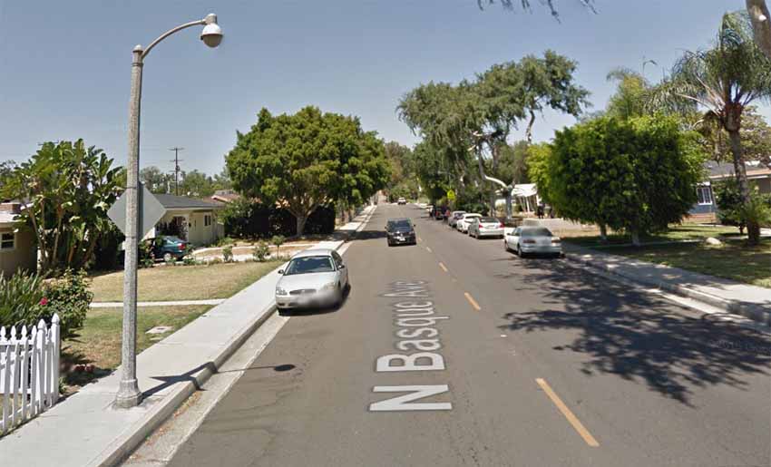 Basque Avenue, Fullerton, Kalifornia (arg. Google Earth)