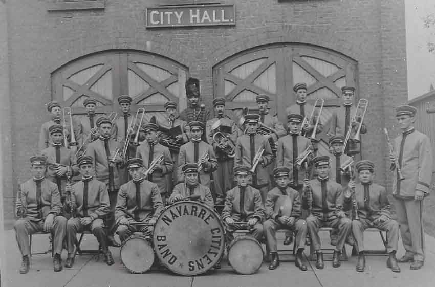 La Banda de Música de Navarre, Ohio en una foto antigua (foto VisitNavarreOhio.com)