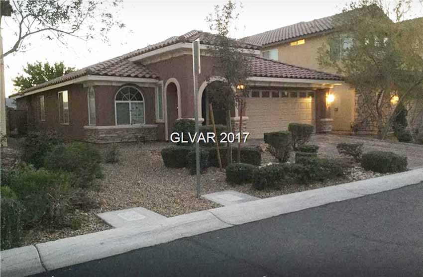 Alavesa Court, Las Vegas, NV, AEB (photo Realtor.com)