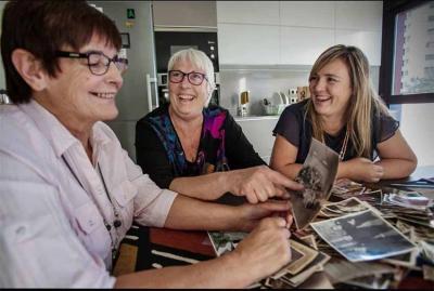 Tere Gabiola, Amaia Urberuaga and Leire Goirigolzarri in a recent article in El Correo (photo Maika Salguero-El Correo)