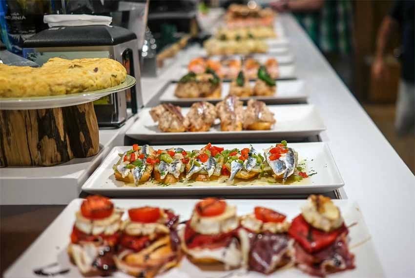 Barra de pintxos del Bar Biscay de Chicago (foto Bar Biscay)