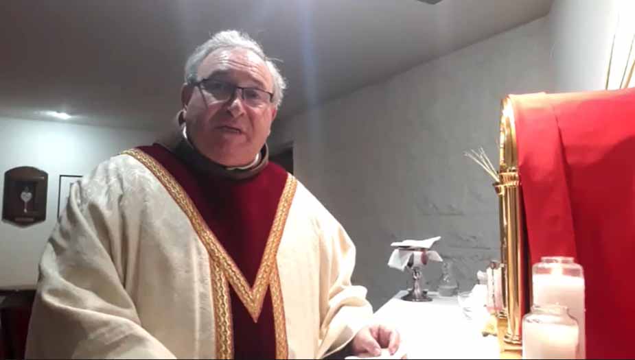 Aita Antton Egiguren celebrating mass online last Sunday in Basque and English in Merced, California