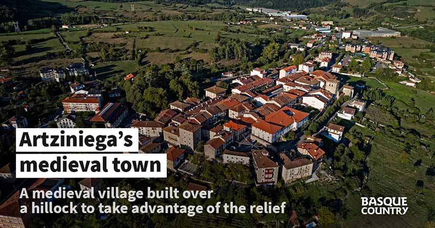 Situado a unos 55 kilómetros de Vitoria-Gasteiz, Artziniega es una localidad alavesa de poco más de 1.800 habitantes