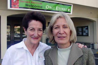 Mariluz Arteche y Mary Gaztambide, dos mujeres presidentas entonces respectivamente de NABO y FEVA, en 2008 en San Francisco. Mary falleció el pasado 14 de octubre en Salt Lake City