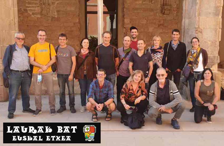 Artxiboko irudian, Europako euskal etxeetako euskara irakasleen bilkura Valentziako Euskal Etxea antolatzaile