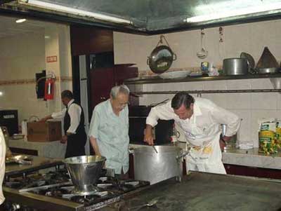 Cena de los alumnos de euskera de México5