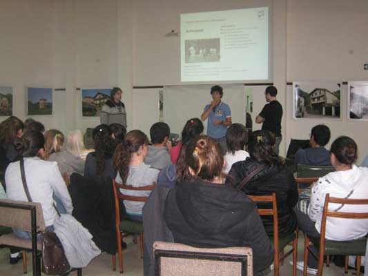 Taller y encuentro de dantzaris en Tandil 2011 01