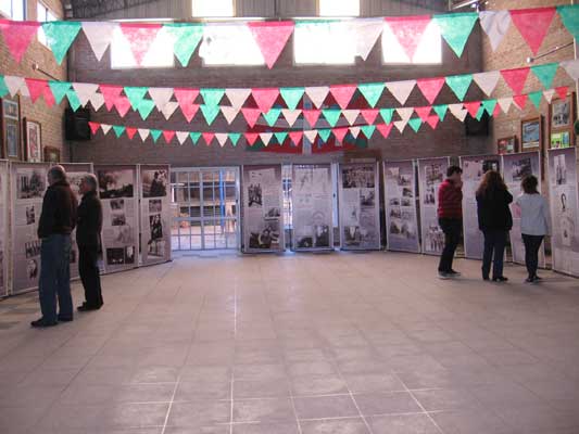 Exposición Gernika 75 Aniversario en Gral Rodriguez 2013 01