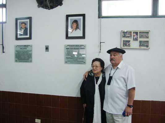 Homenaje a Menaya y Ercoreca en Macachin 2012 01