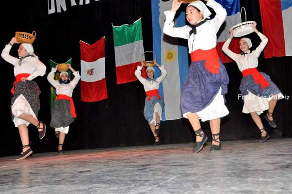 Dia del Inmigrante en Trenque Lauquen 2013 04