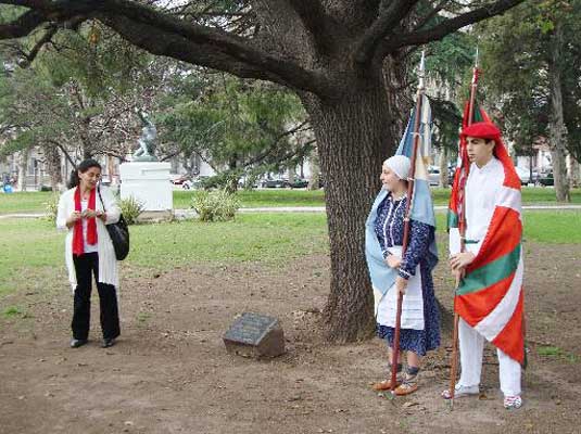 La Plata - Euzko Etxea - San Fermin 2010 03