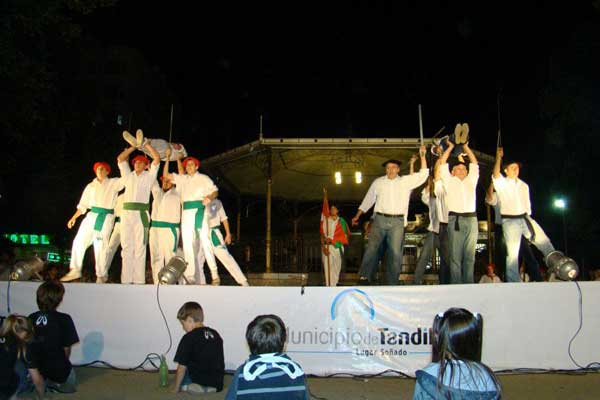 63 aniversario Gure Etxea Tandil 2012 07